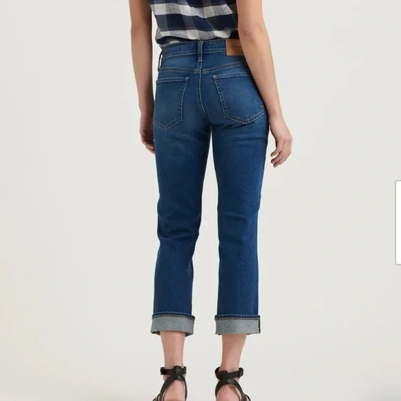 NWT Lucky Brand Dark Blue Sweet Mid Rise Crop Denim Jeans - Picture 2 of 6
